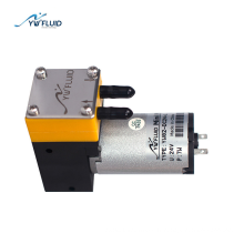 Pompe de transfert de solvant micro 12v cc avec moteur à courant continu utilisée pour le remplissage de transfert d&#39;échantillonnage liquide YWfluid